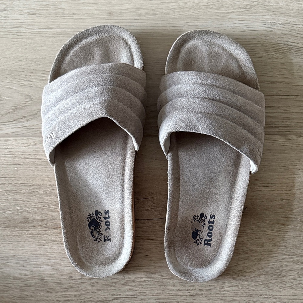 Roots Taupe Tan Gray Greige Suede Slide Sandals size US 9